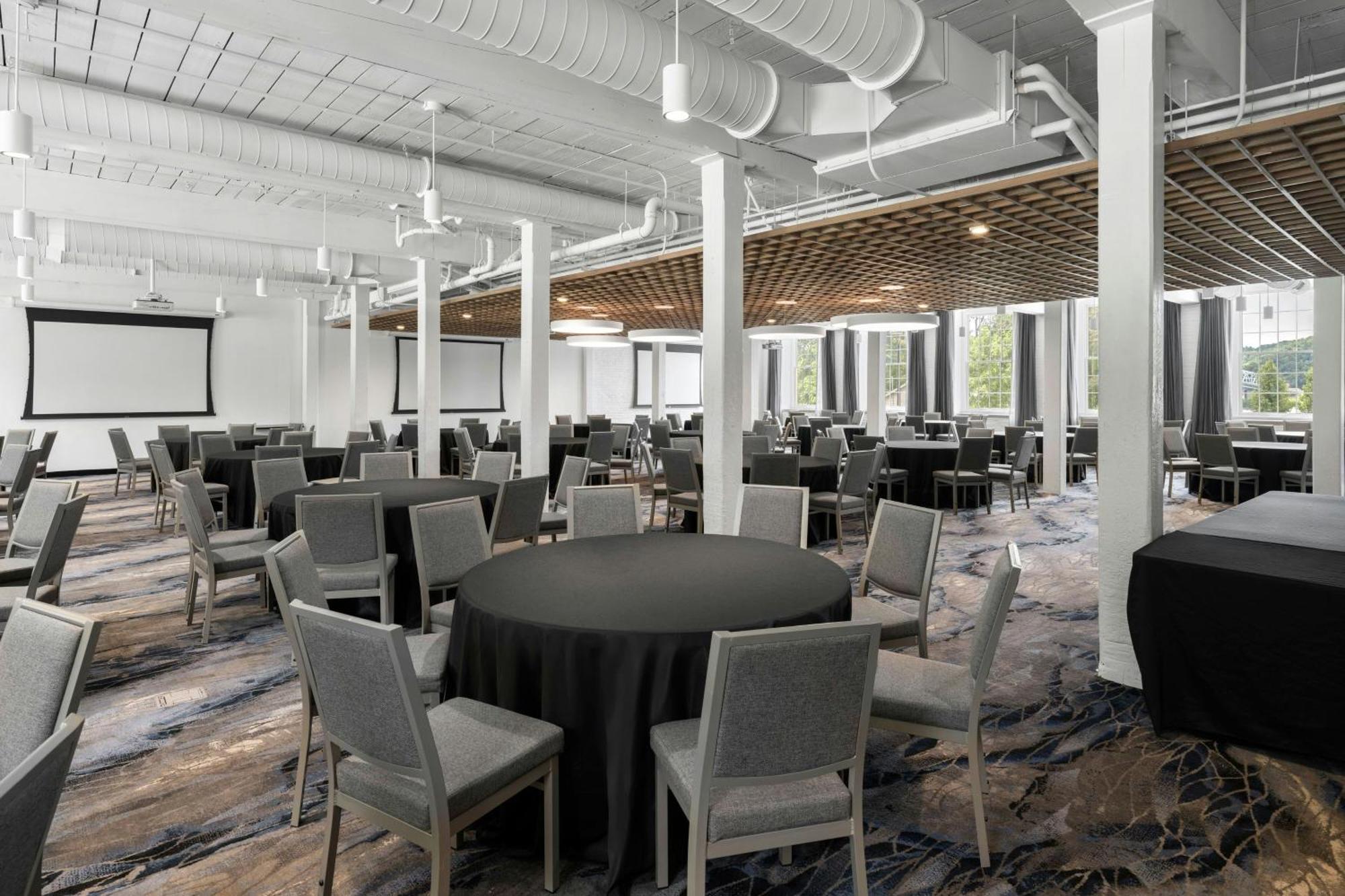 Fairfield Inn & Suites Madison Historic Eagle Cotton Mill Ngoại thất bức ảnh