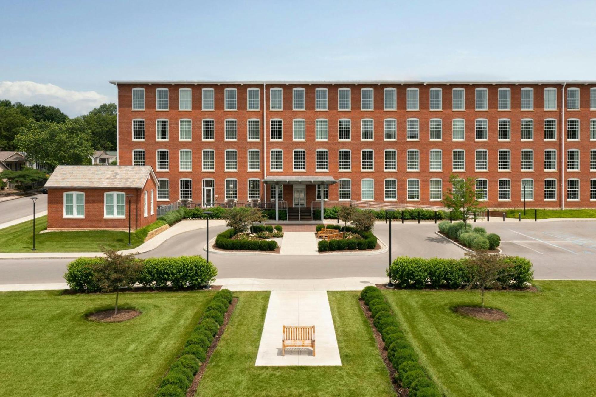 Fairfield Inn & Suites Madison Historic Eagle Cotton Mill Ngoại thất bức ảnh