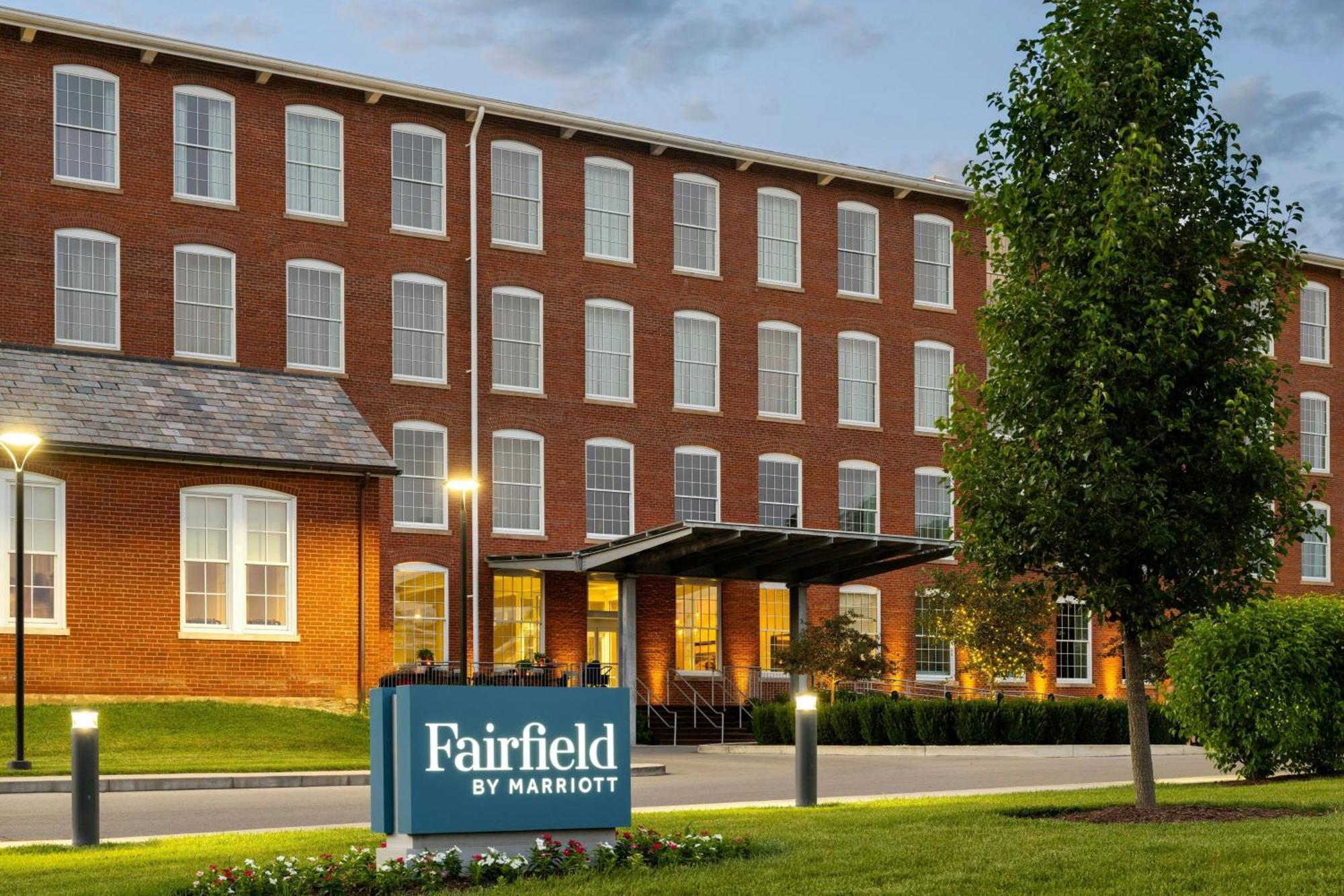 Fairfield Inn & Suites Madison Historic Eagle Cotton Mill Ngoại thất bức ảnh
